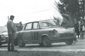 Kořínkův vůz v závodě do vrchu - Brno 1970